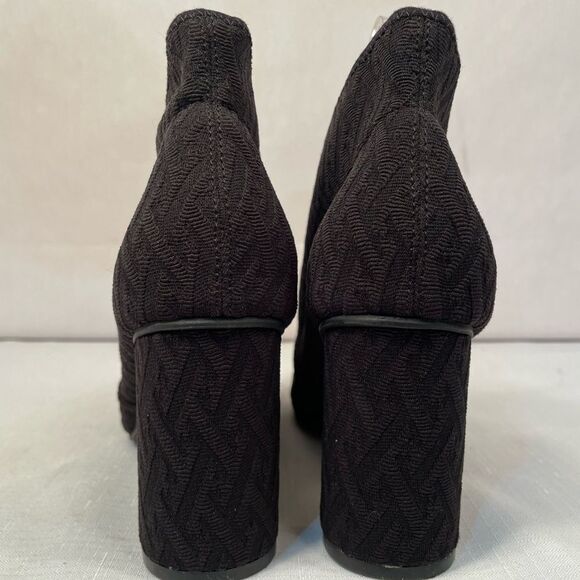 Black Stretch Fabric Women's Ankle Boots 3” Heel by NY Transit Size 8 Like New - Picture 3 of 6